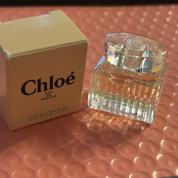 Chloe Perfume with Pink Ribbon - Picture 4 of 4